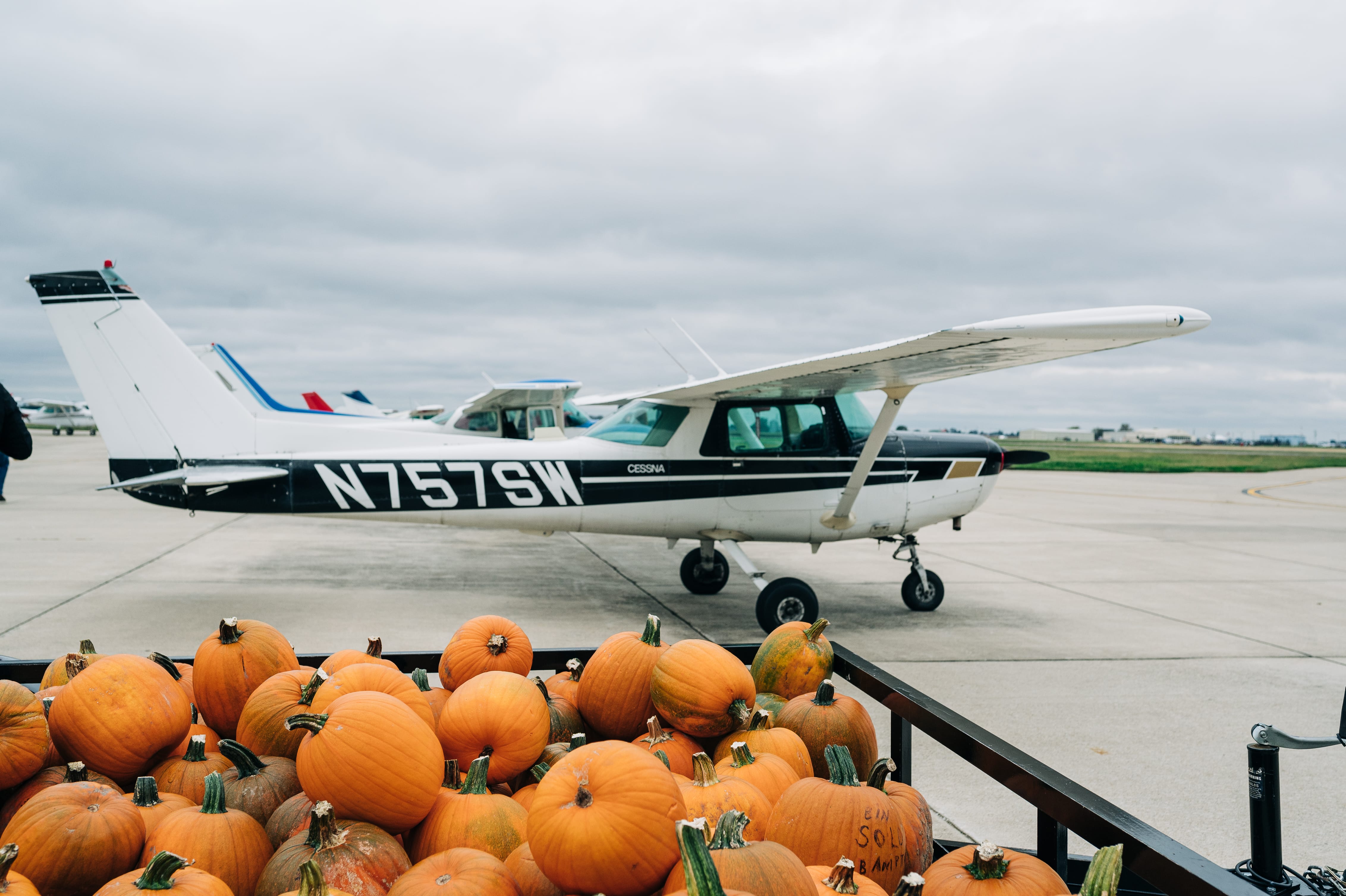 20211030 Pumpkin Drop Mo Life Magazine Sam Fink 3 9916