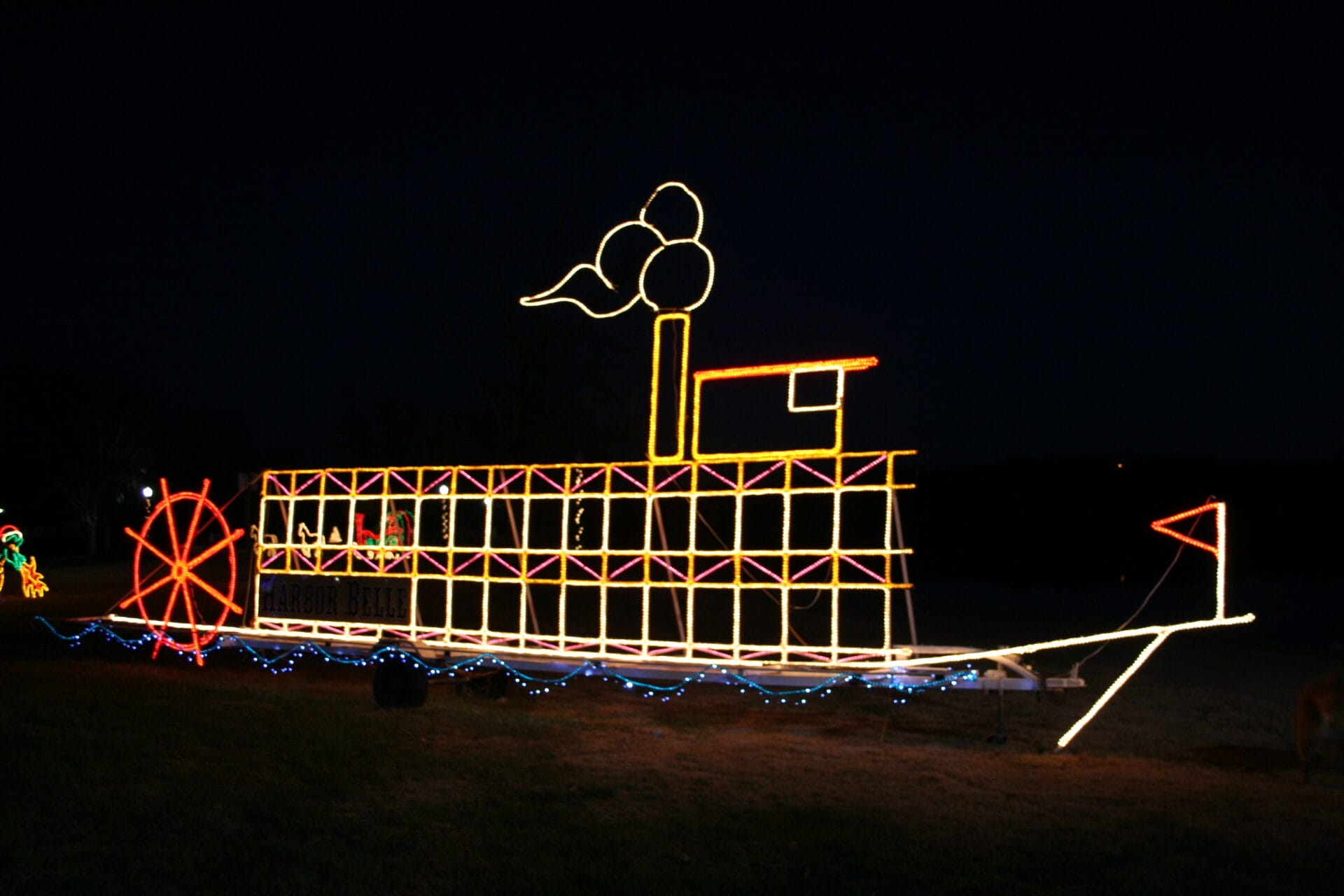 Warsaw Holiday Lights At Drake Harbor3